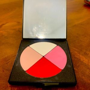 SEBASTIAN TRUCCO BLUSH / HIGHLIGHTER